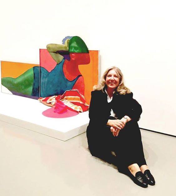 Yoyo_parmi_des_sculptures_de_Miro