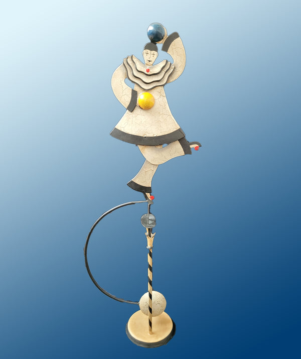 Object - Pendulum Pierrot